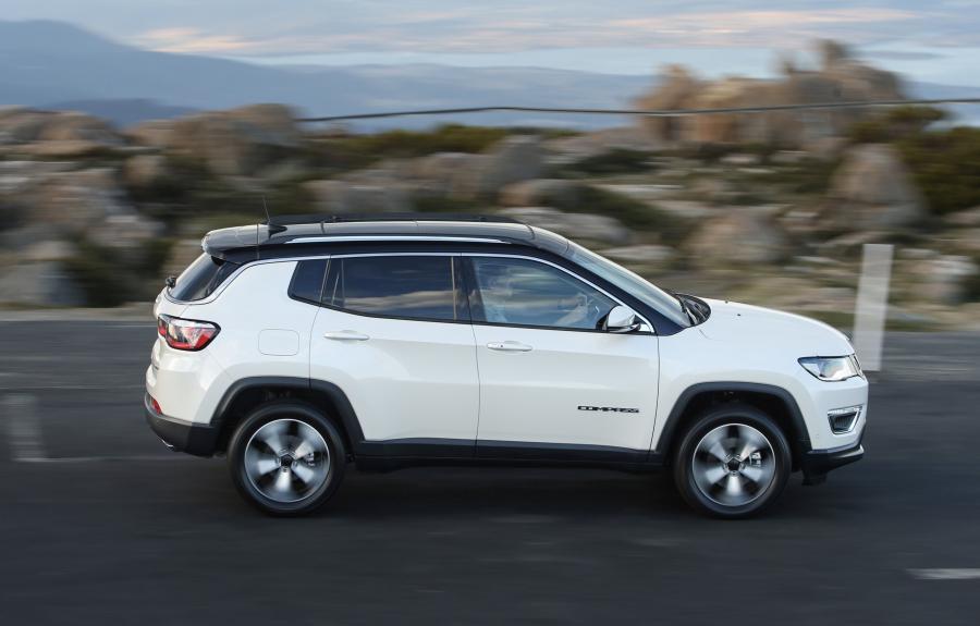  Jeep Compass Limited (MP) 2017 года  (AU) (фото 35 из 41)